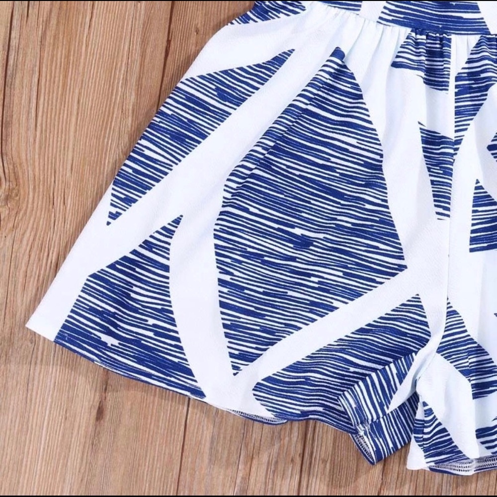 Super Cute Beach 🏖 Romper🌸 - Picture 5 of 7